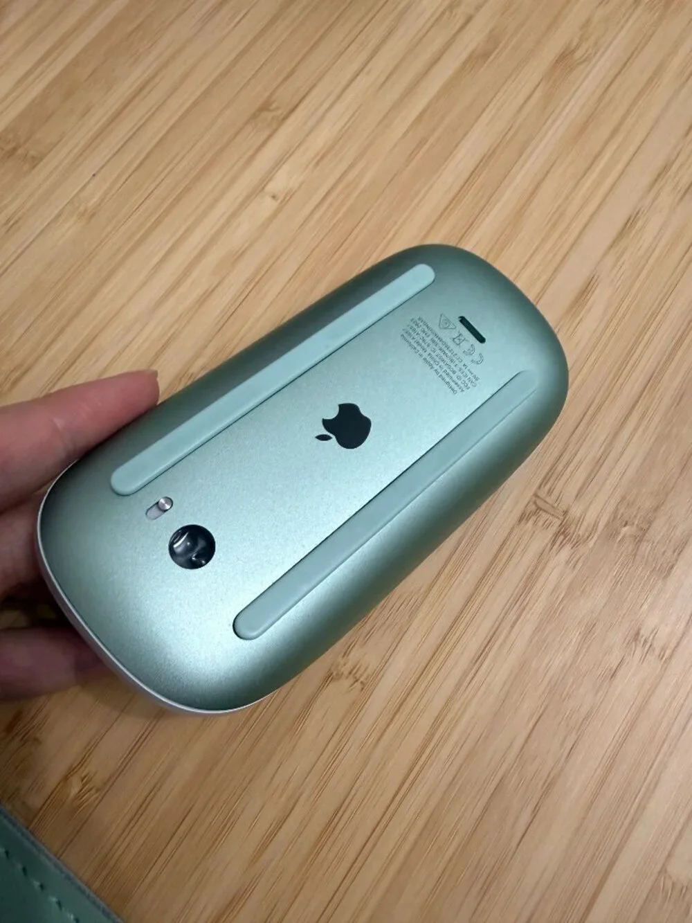 Apple Magic Mouse LIGHT GREEN